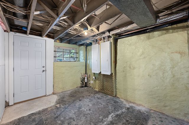 519 S Madison St, Spokane, WA 99204