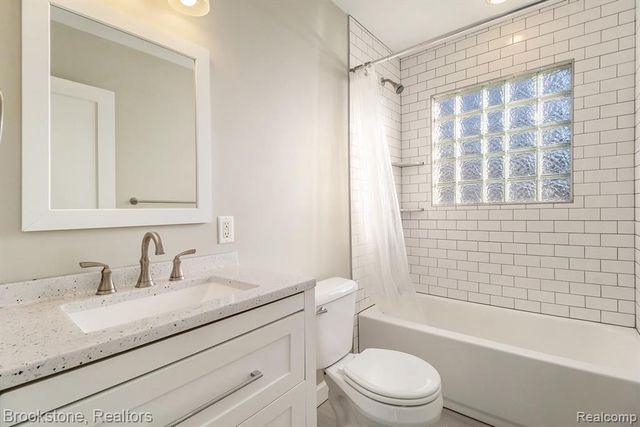 1816 Dallas Avenue, Royal Oak, MI 48067