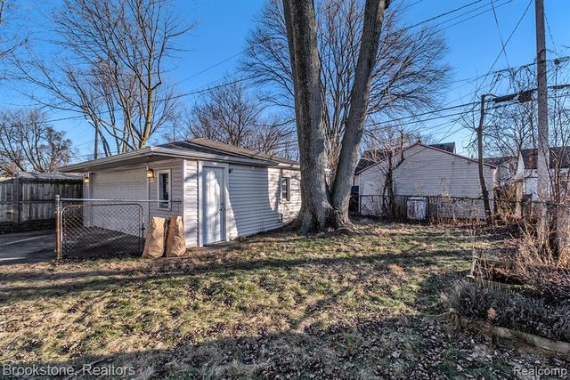 1816 Dallas Avenue, Royal Oak, MI 48067