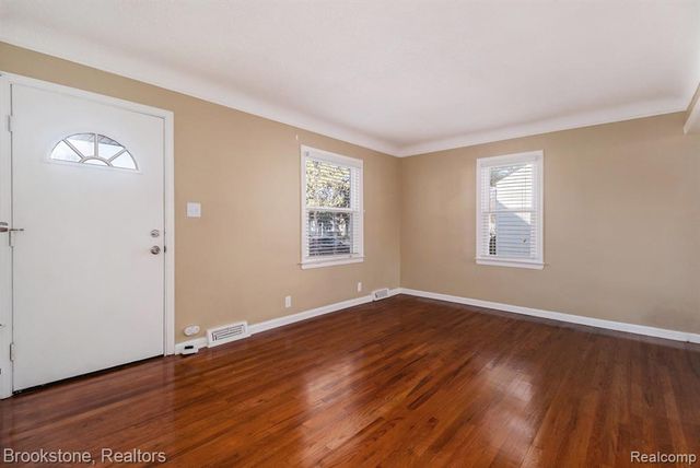 1816 Dallas Avenue, Royal Oak, MI 48067