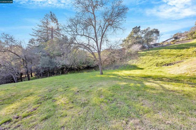 1847 Reliez Valley Rd, Lafayette, CA 94549