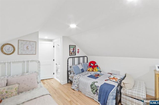 17-11 Berdan Avenue, Fair Lawn, NJ 07410