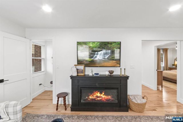 17-11 Berdan Avenue, Fair Lawn, NJ 07410