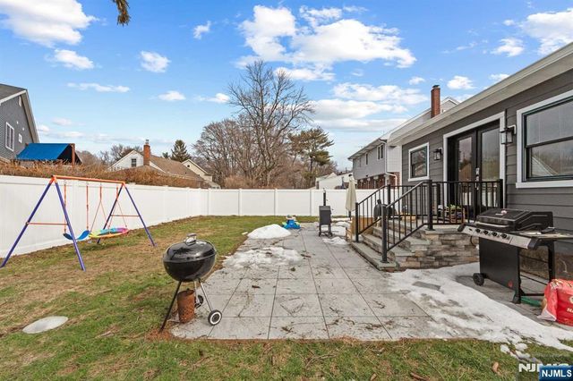 17-11 Berdan Avenue, Fair Lawn, NJ 07410