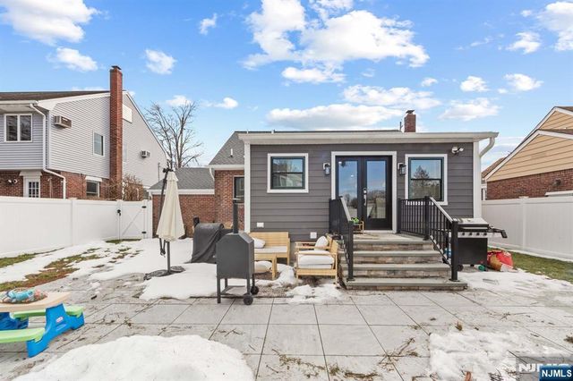 17-11 Berdan Avenue, Fair Lawn, NJ 07410