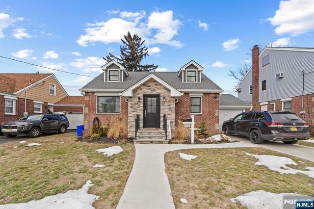 17-11 Berdan Avenue, Fair Lawn, NJ 07410