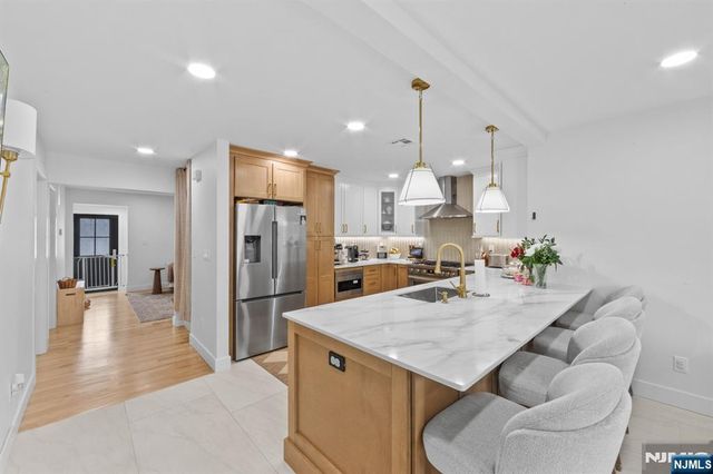 17-11 Berdan Avenue, Fair Lawn, NJ 07410