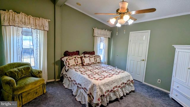 204 HORSESHOE DR, Garnet Valley, PA 19060