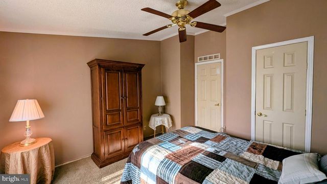 204 HORSESHOE DR, Garnet Valley, PA 19060