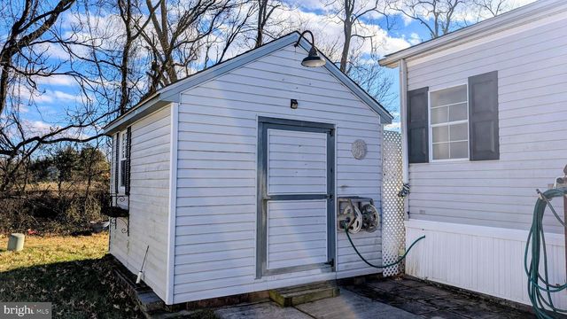 204 HORSESHOE DR, Garnet Valley, PA 19060