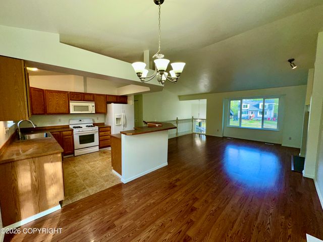 6921 W Gruening Place, Wasilla, AK 99623