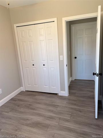 15230 Harrison Street, Livonia, MI 48154