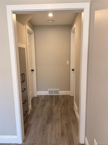 15230 Harrison Street, Livonia, MI 48154