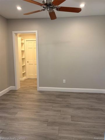 15230 Harrison Street, Livonia, MI 48154