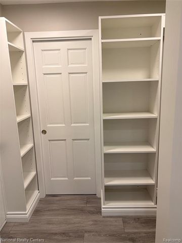 15230 Harrison Street, Livonia, MI 48154