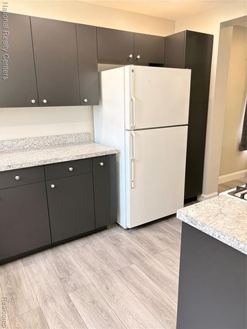 15230 Harrison Street, Livonia, MI 48154