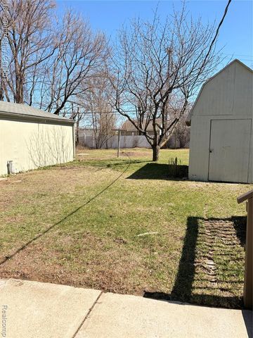 15230 Harrison Street, Livonia, MI 48154