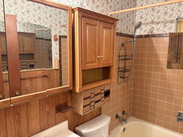 906 S Cedar Street, Brownfield, TX 79316