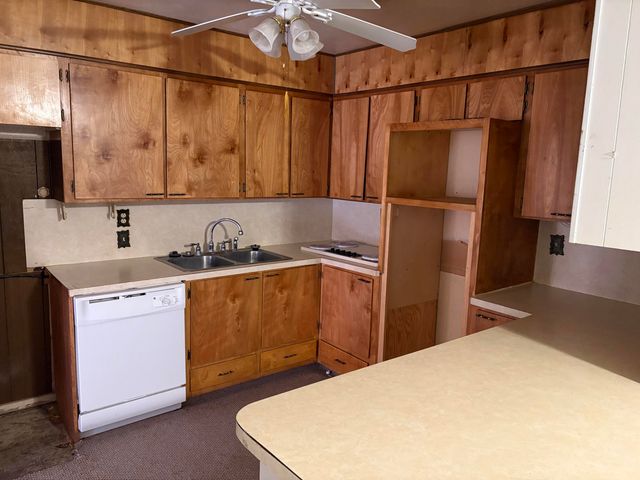 906 S Cedar Street, Brownfield, TX 79316