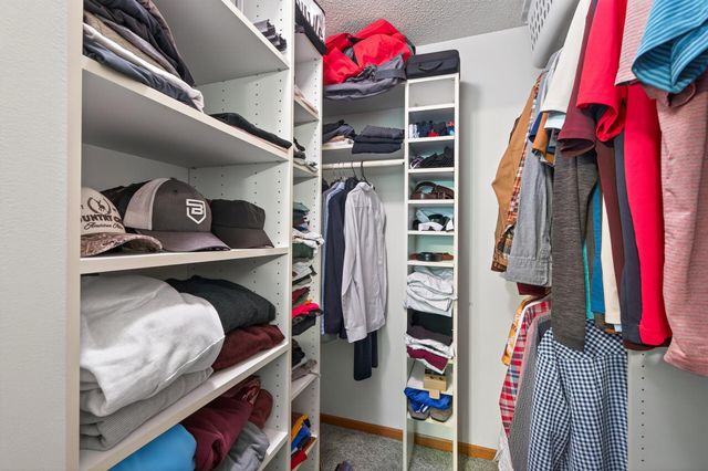 2597 Bedford Court 27, Mendota Heights, MN 55120