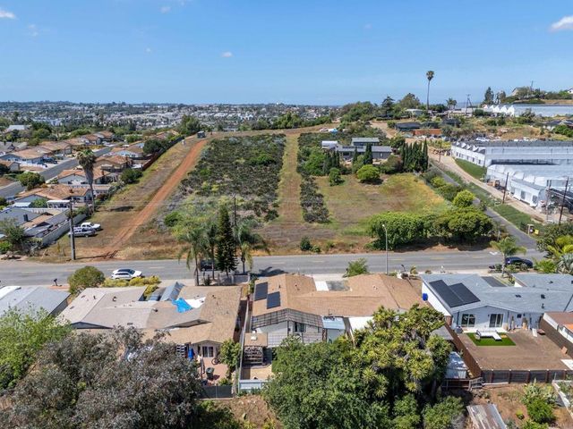 1625 Anza Avenue, Vista, CA 92084