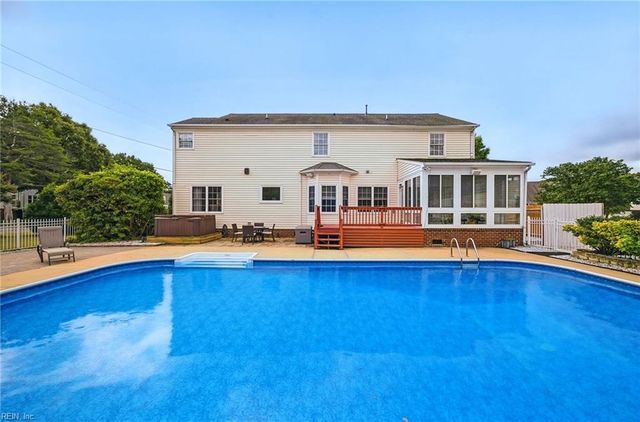 2 Pheasant DR, Poquoson, VA 23662