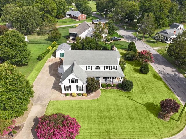 2 Pheasant DR, Poquoson, VA 23662