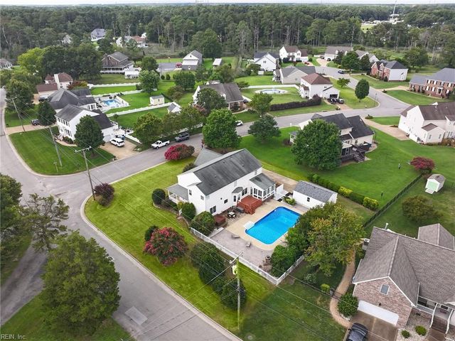2 Pheasant DR, Poquoson, VA 23662