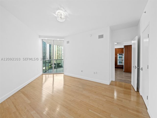 333 Las Olas Way 1909, Fort Lauderdale, FL 33301
