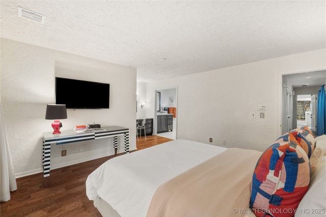 3510 E 60th Street, Tulsa, OK 74135