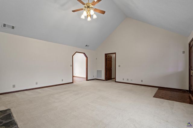 120 Bransford Drive, Macon, GA 31216