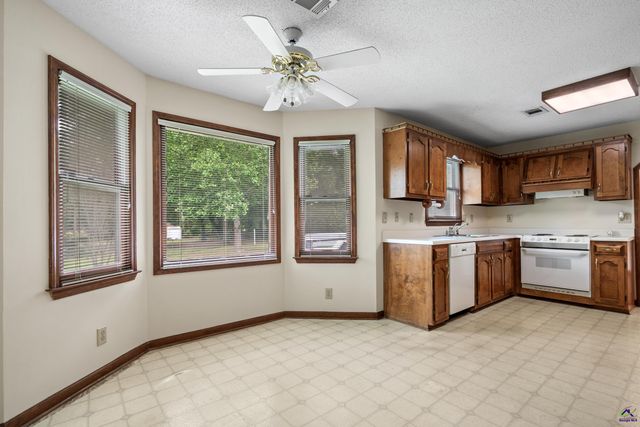 120 Bransford Drive, Macon, GA 31216