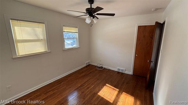 2405 Pembroke Road, Birmingham, MI 48009