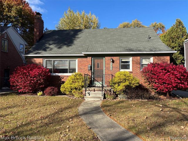 2405 Pembroke Road, Birmingham, MI 48009