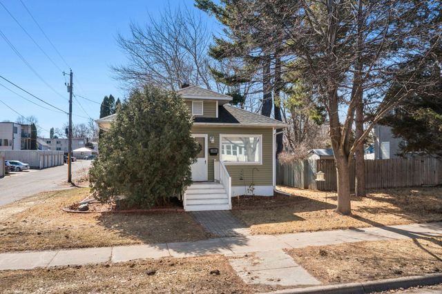 333 2nd Avenue NW, Cambridge, MN 55008