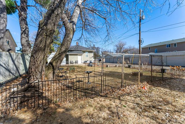 333 2nd Avenue NW, Cambridge, MN 55008