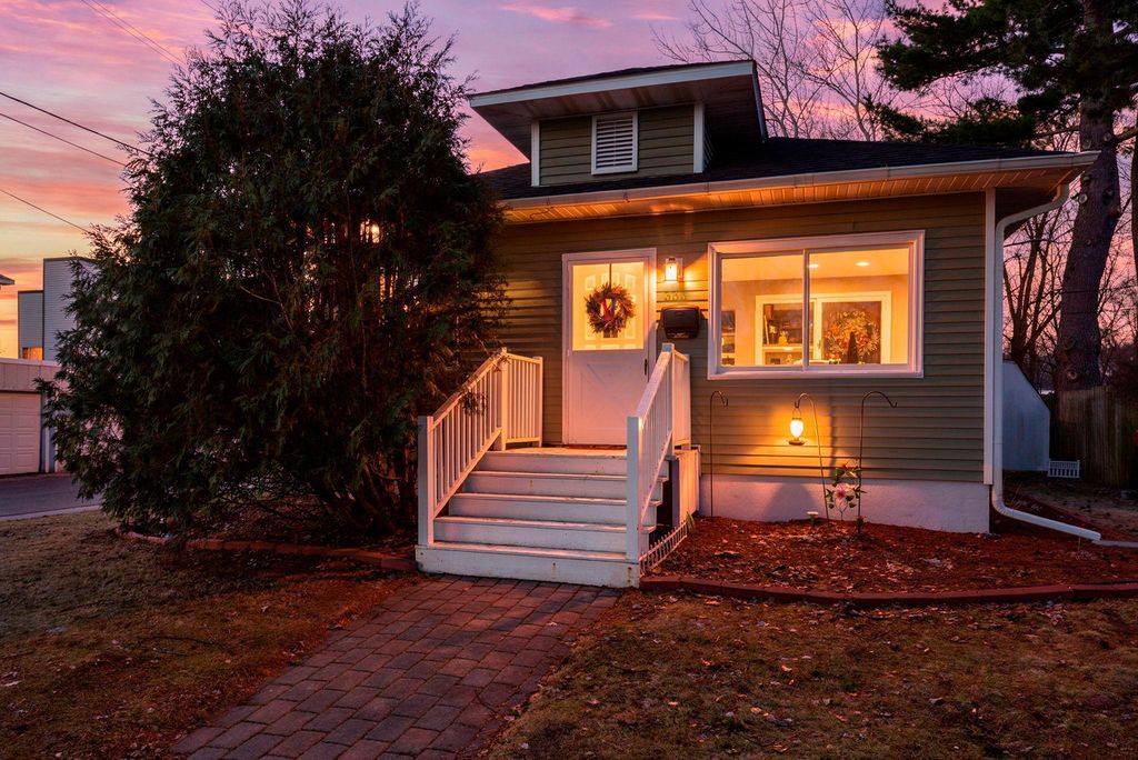 333 2nd Avenue NW, Cambridge, MN 55008