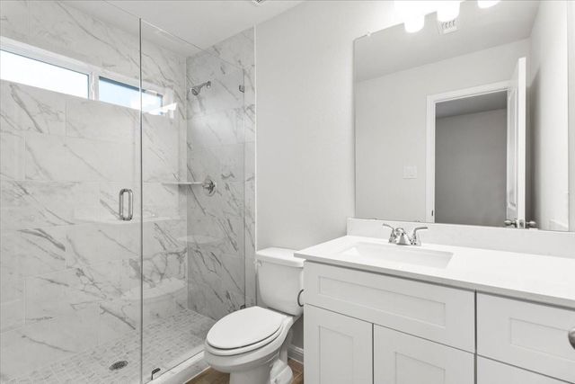 320 Windstar RD, Liberty Hill, TX 78642