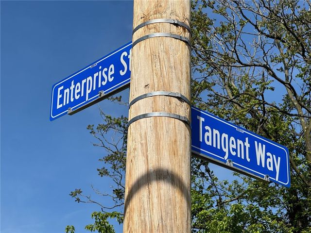 142 Enterprise St, East Liberty, PA 15206