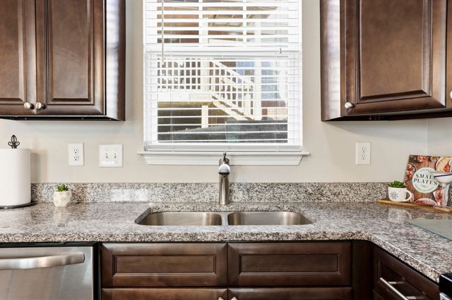 5 Huntress Drive, Greer, SC 29651