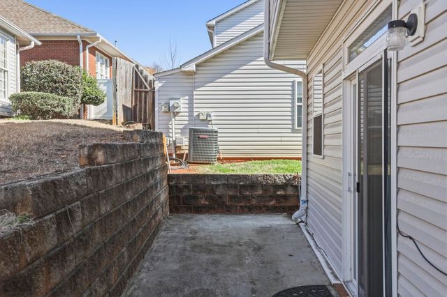 5 Huntress Drive, Greer, SC 29651