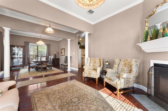 827 Clarence Street, Lake Charles, LA 70601