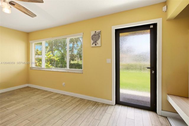 1476 N Mangonia Dr, West Palm Beach, FL 33401
