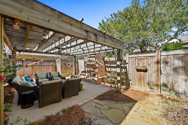 103 Fels Avenue, Fairhope, AL 36532