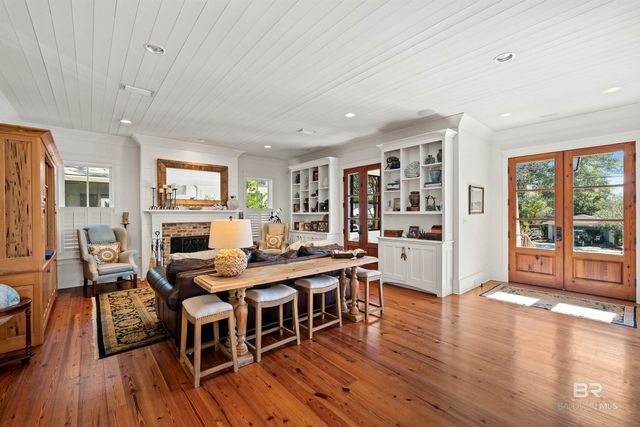 103 Fels Avenue, Fairhope, AL 36532