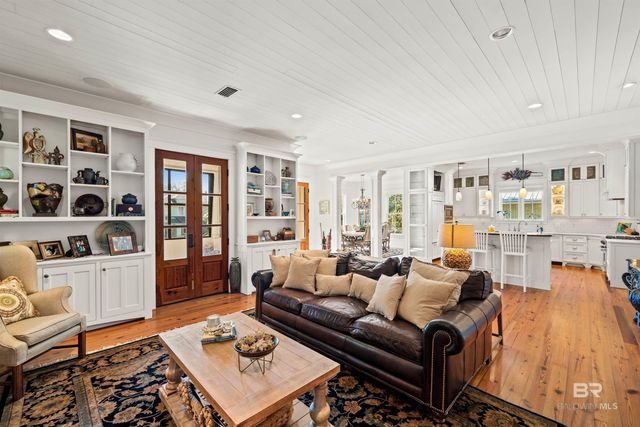 103 Fels Avenue, Fairhope, AL 36532