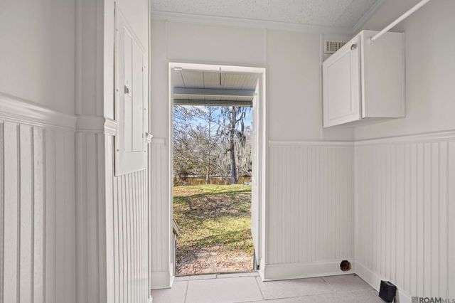 39054 Camp Dr, Prairieville, LA 70769