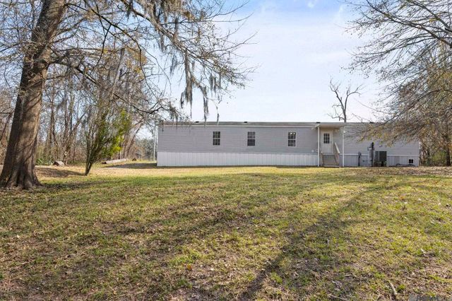 39054 Camp Dr, Prairieville, LA 70769