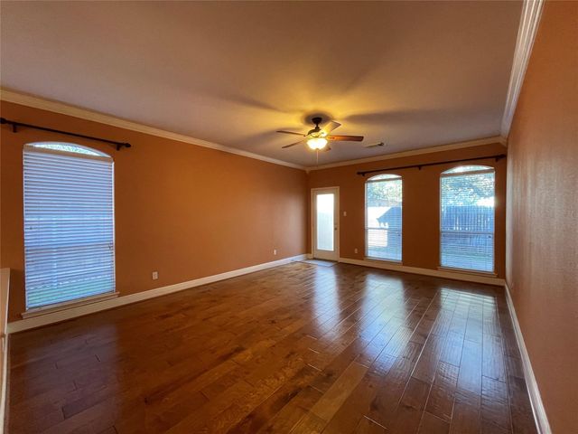 2504 Avenue N, Austin, TX 78727