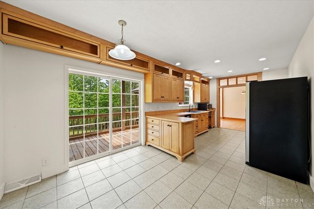 1393 Dutch Thomas Road, Peebles, OH 45660